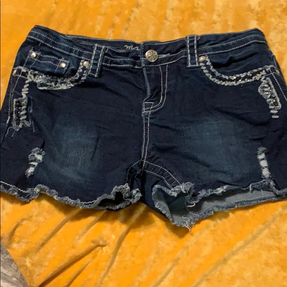 Maurice Jean shorts